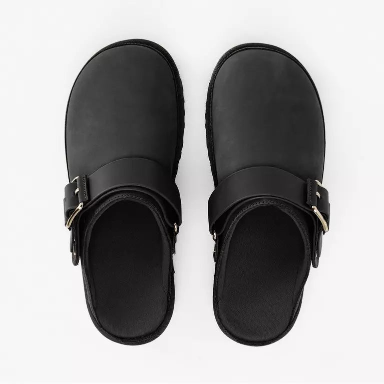 W GoldenStar Villa Clog in Black