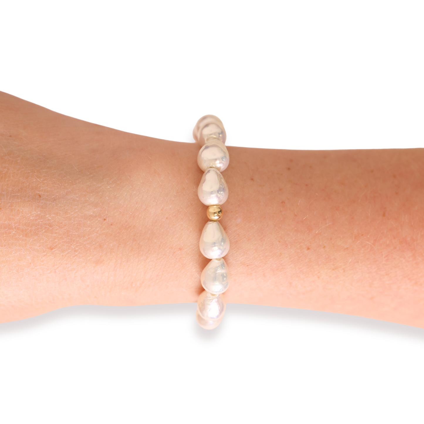 Bella Pearl Bracelet in Gold: Standard 6.75 Inch