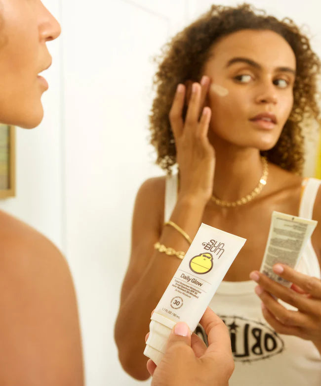 Daily Face Glow Tinted SPF 30 1.7oz