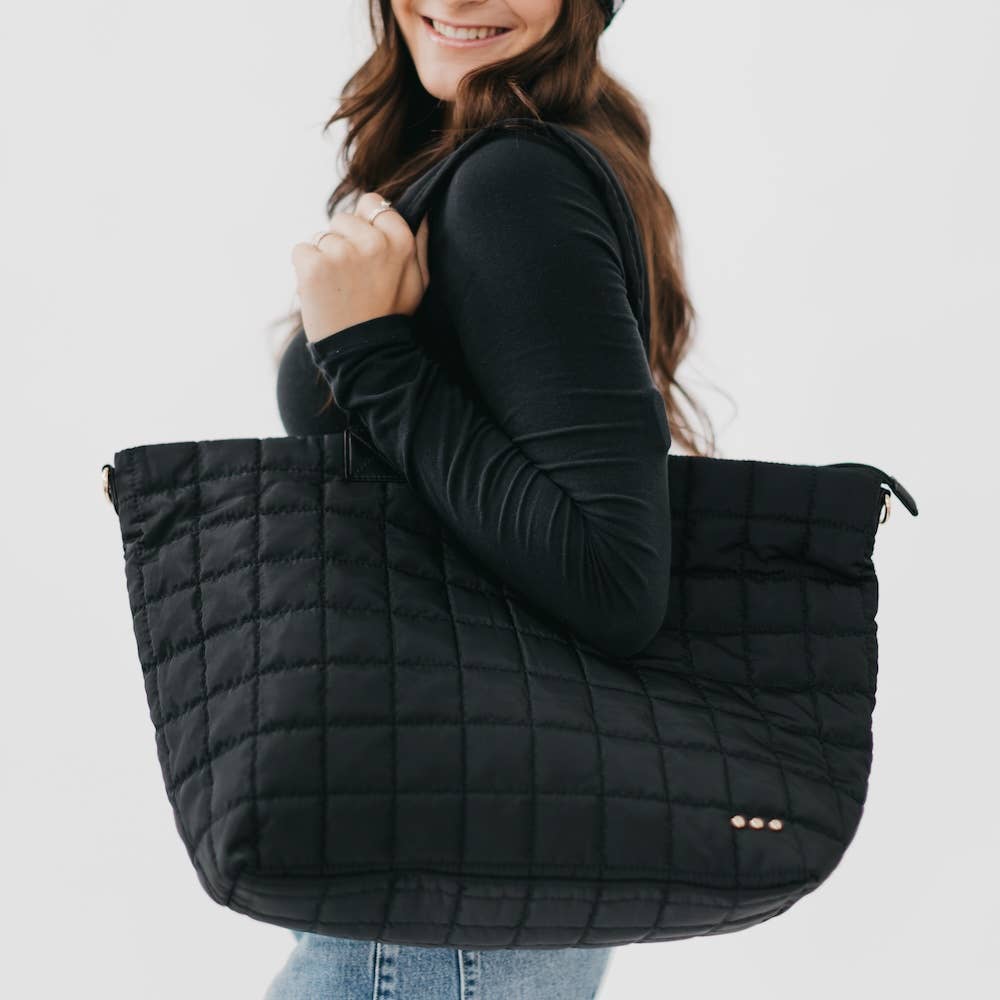 Day Dreamer Quilted Tote Bag: Hot Pink