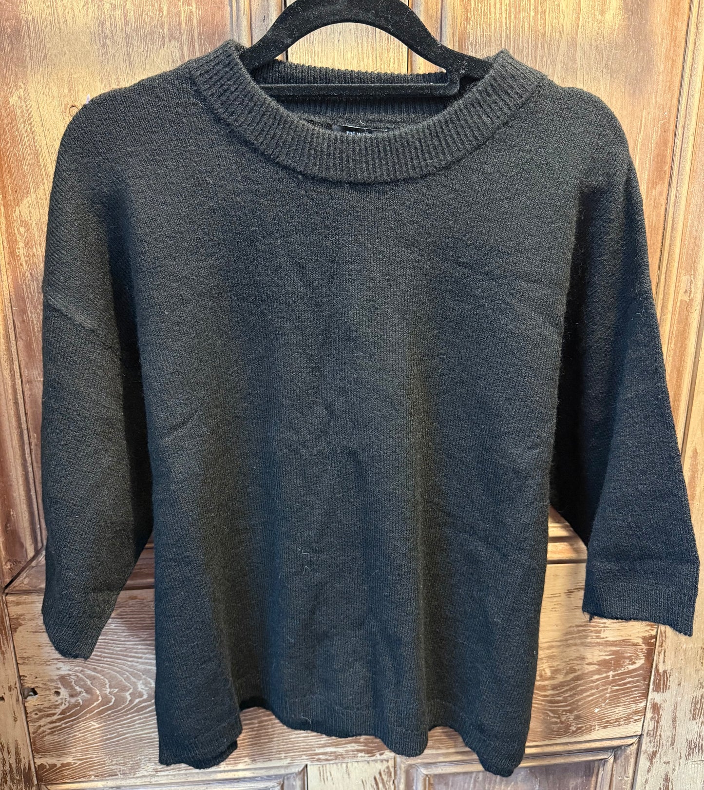 Heathered Crew Neck Half Sleeve Boxy Pullover in Black