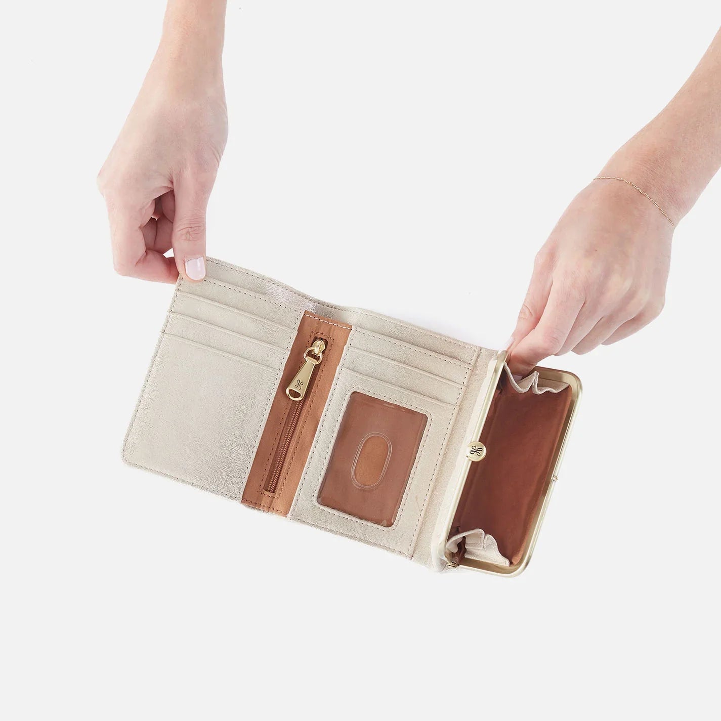 Robin Compact Wallet Sand Shimmer