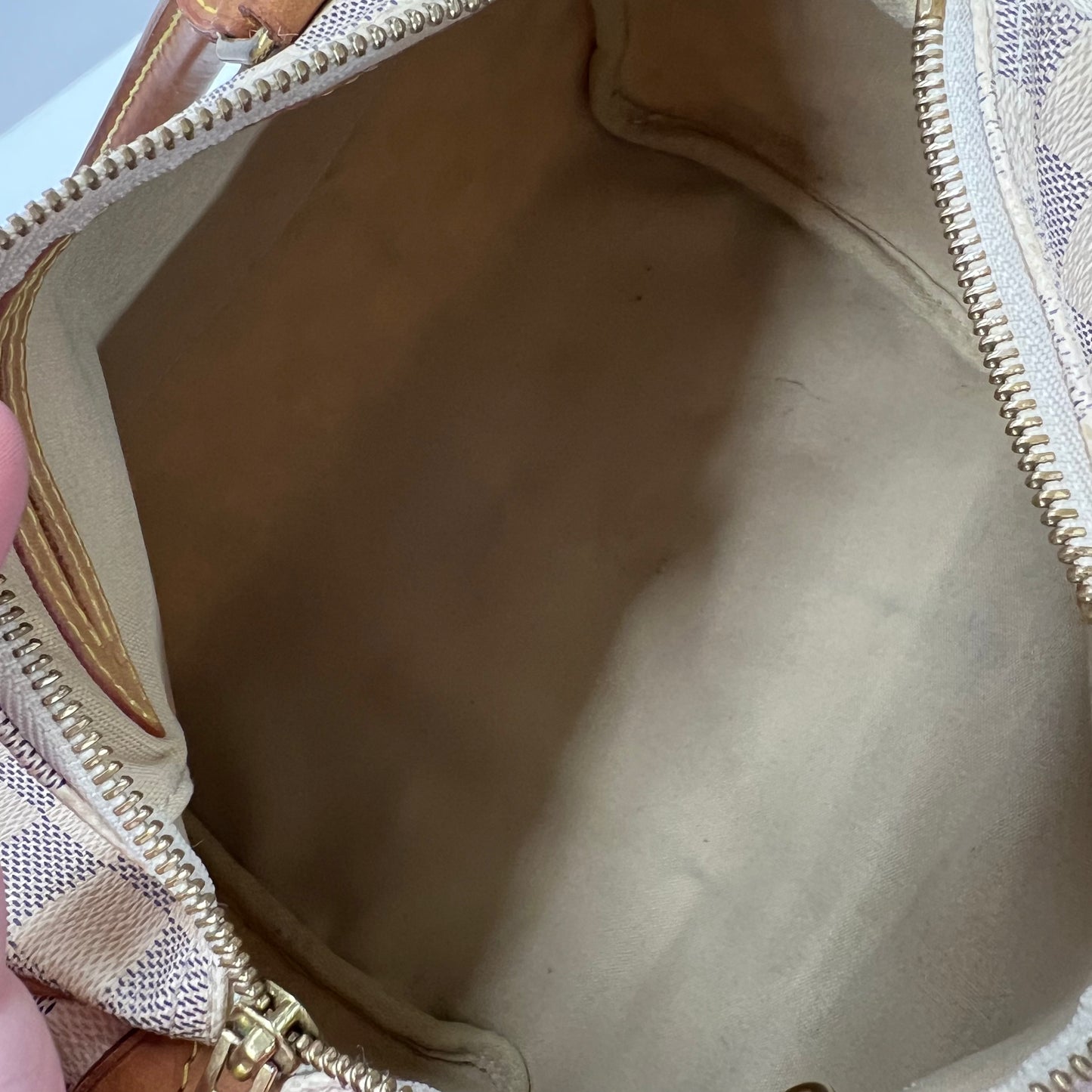 Pre-Loved Louis Vuitton Damier Azur Speedy 25