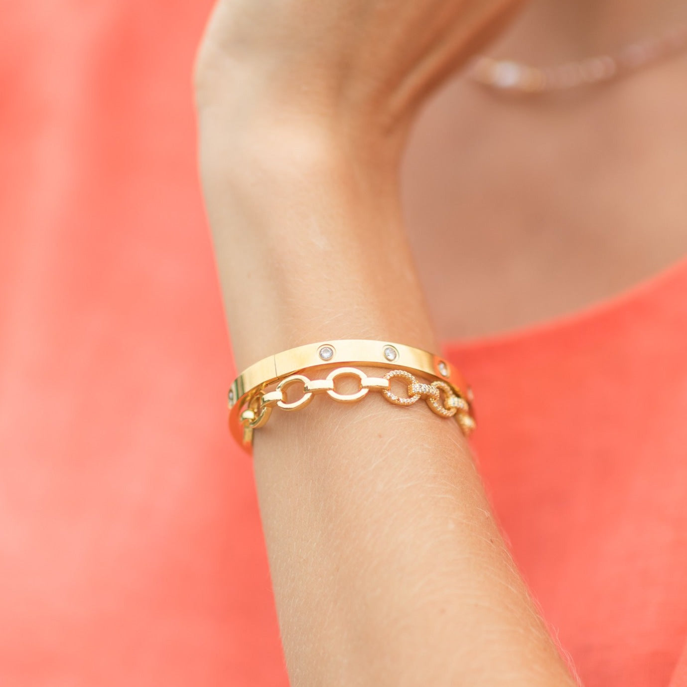 Hinged Bangle in Silver