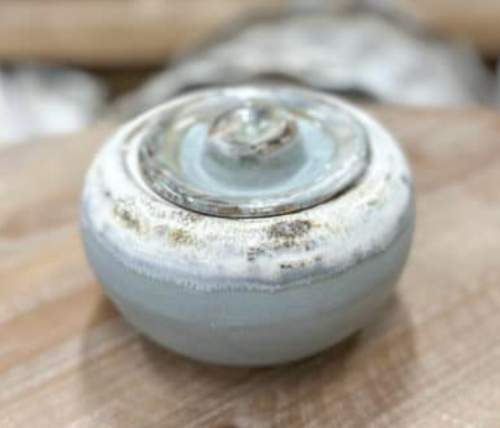 Etta B Pottery Farmhouse Sugar Bowl