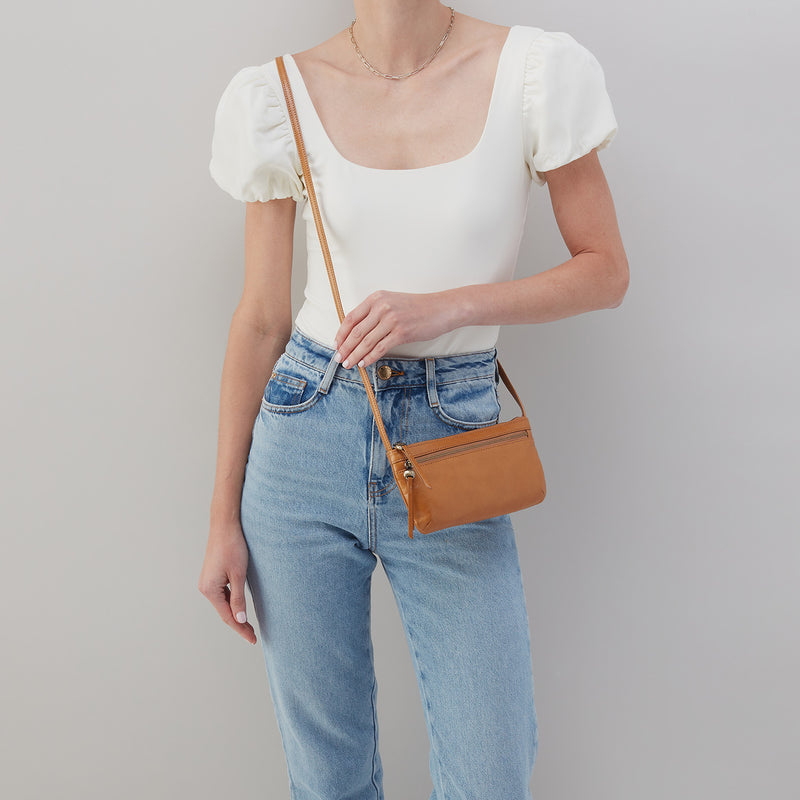 Cara Crossbody in Natural