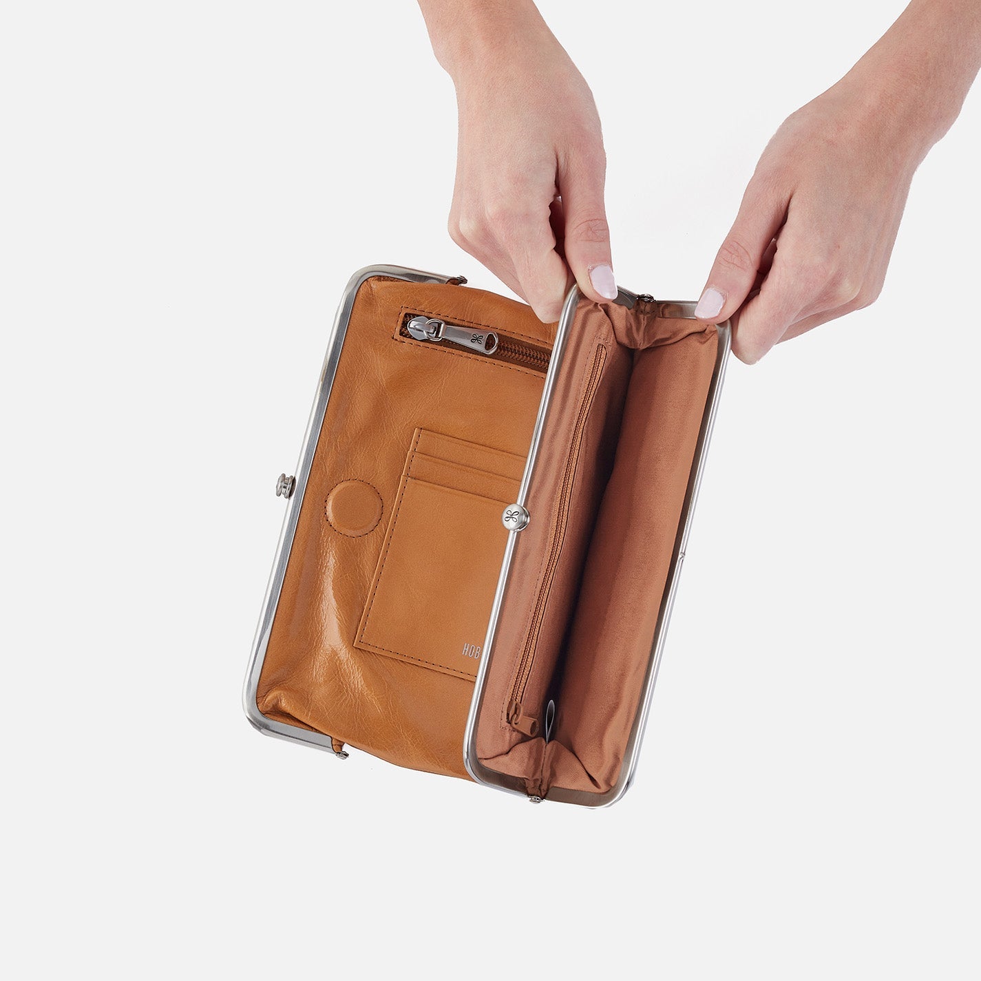 Lauren Clutch Wallet in Natural