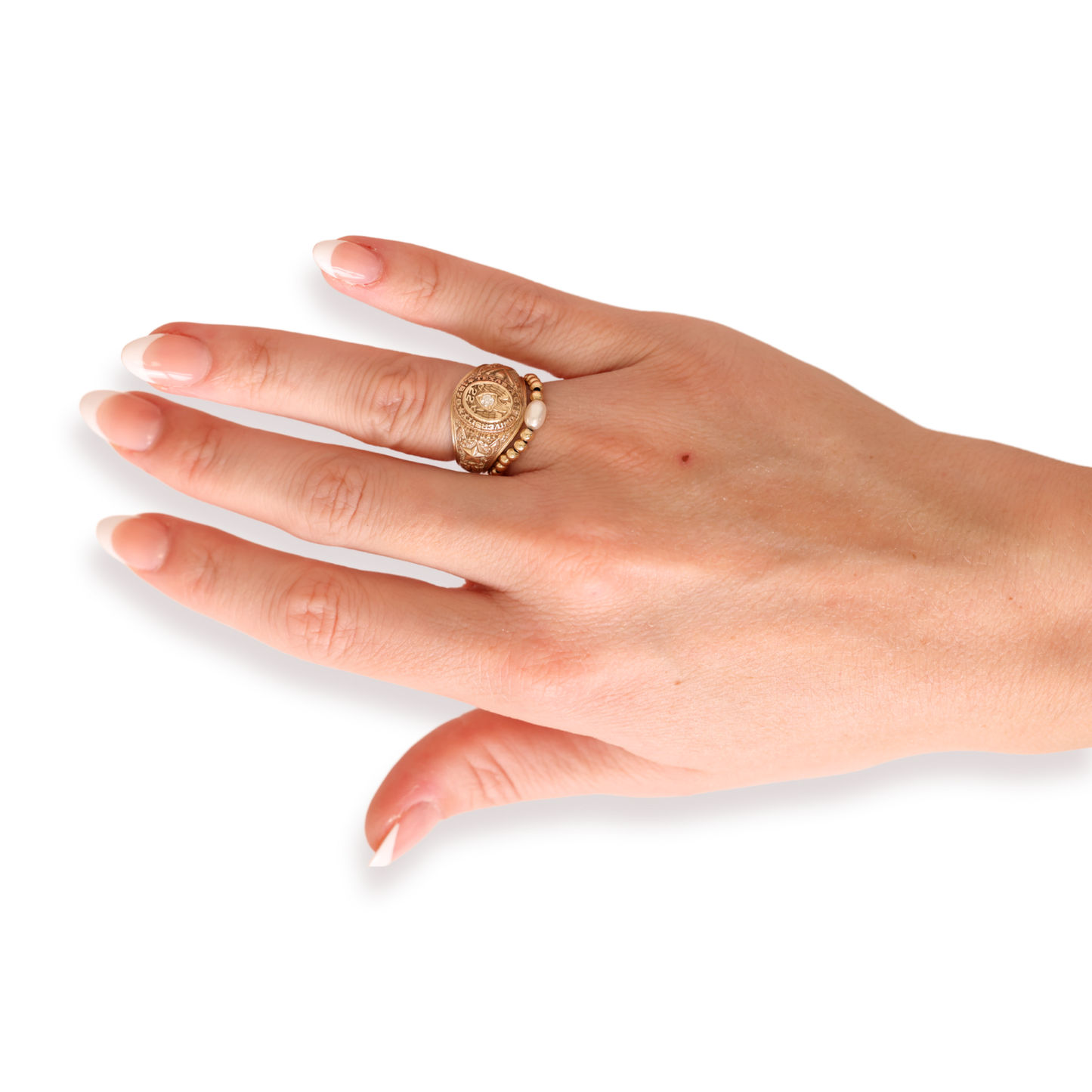 Haley Pearl Ring in Gold: 9/10