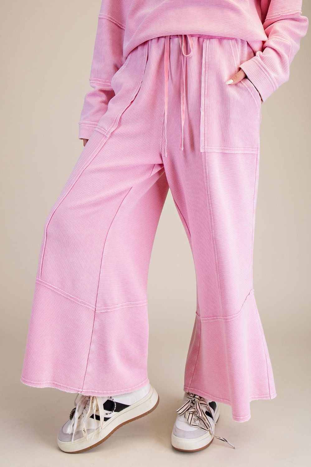Textured Mineral Wash Bellbottom Pant Pink