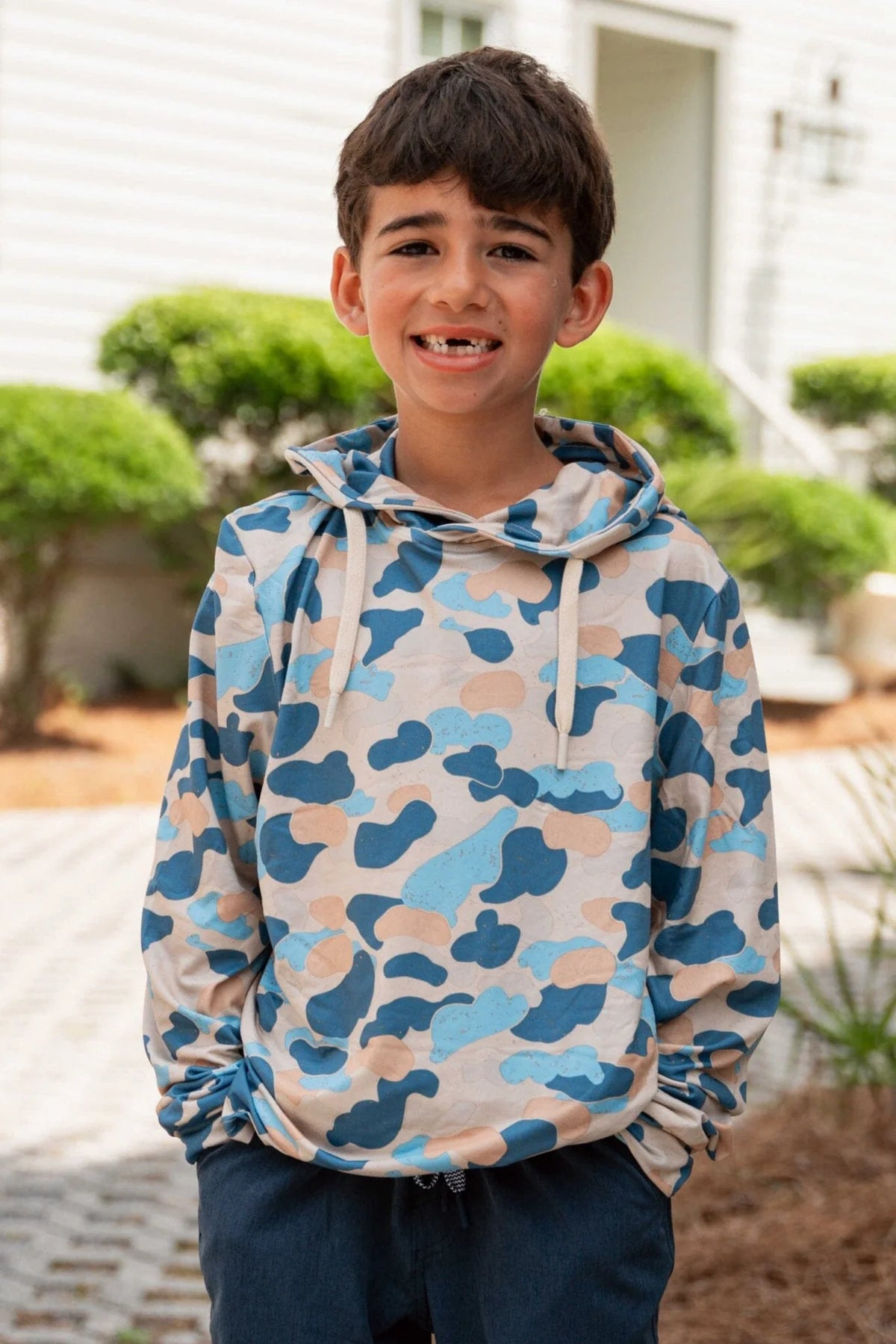 Youth Performance Hoodie in Rockport Camo