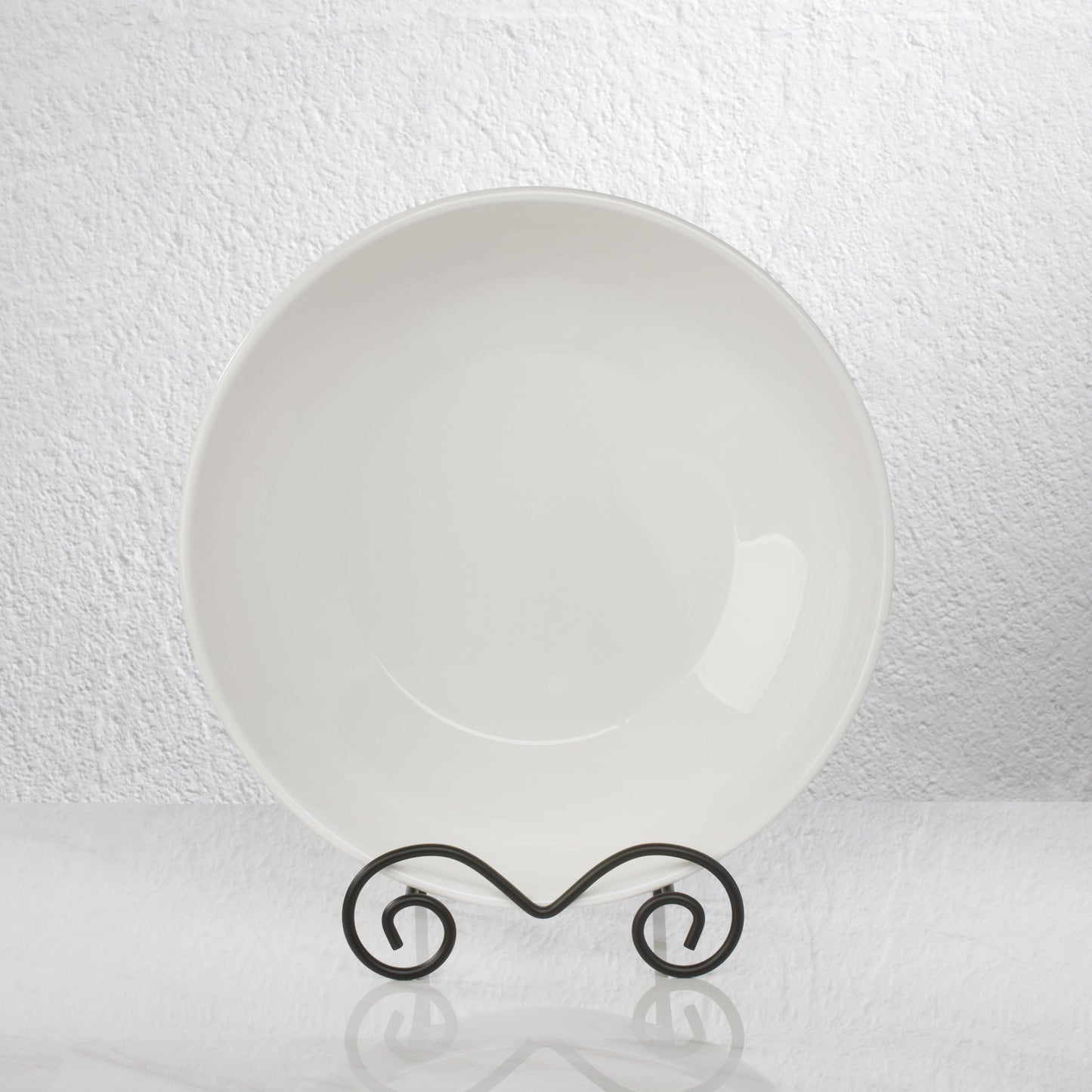 Small Stratford Metal Bowl Easels: Black
