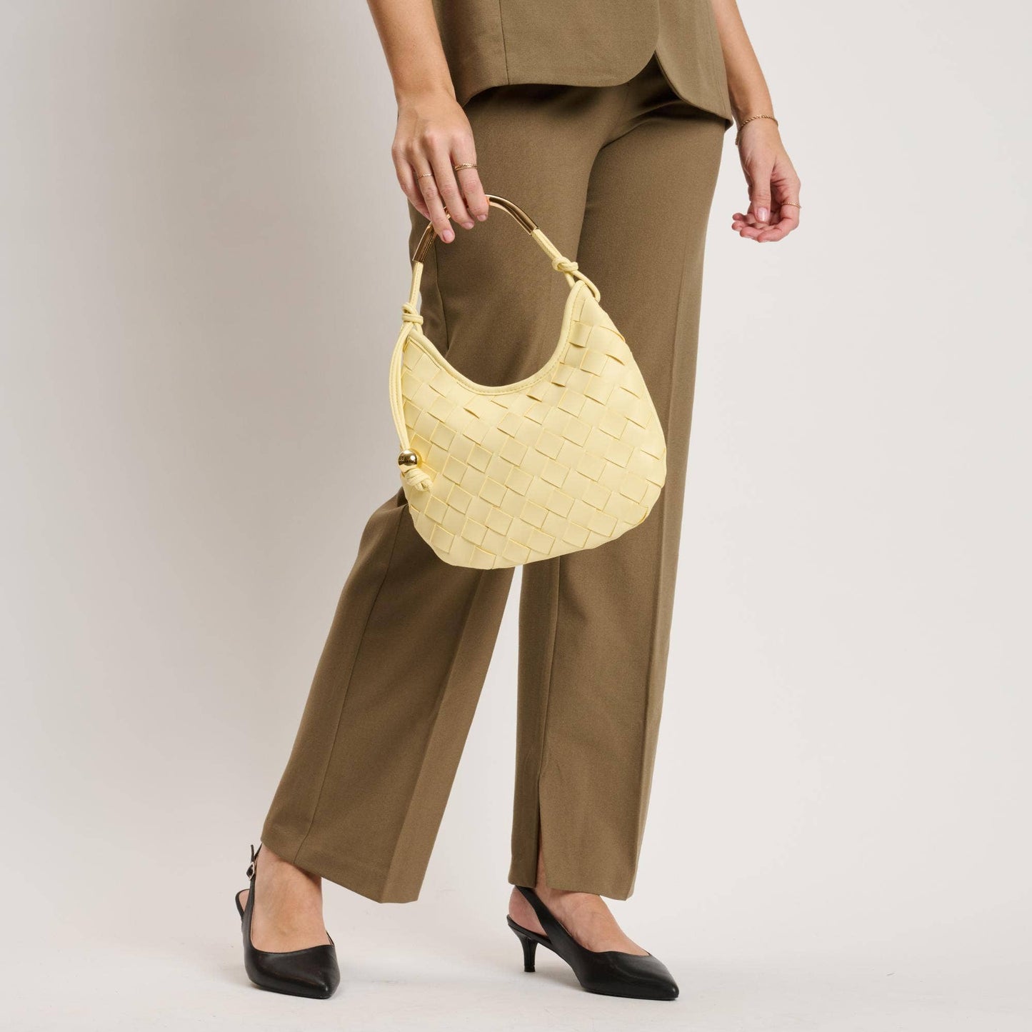 Lucia Hobo: Oatmilk