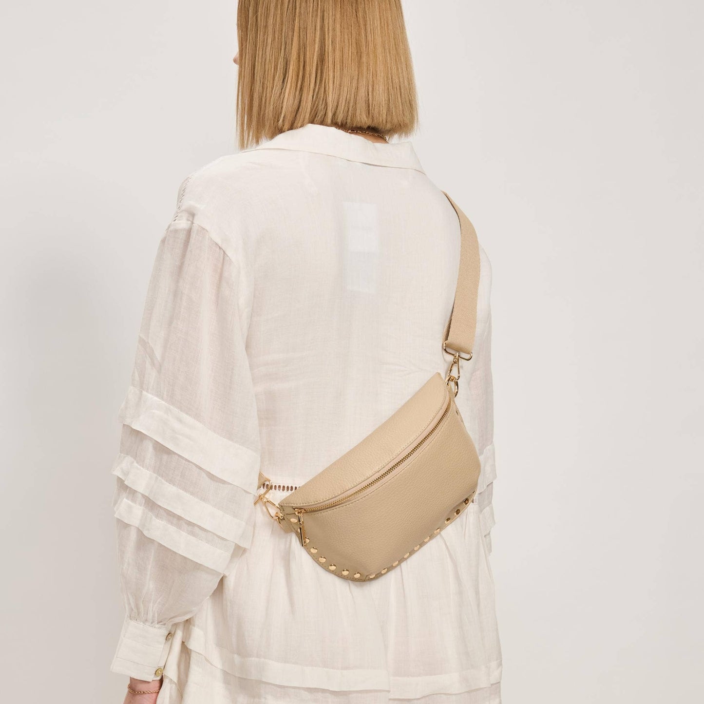 Gizelle Belt Bag: Black
