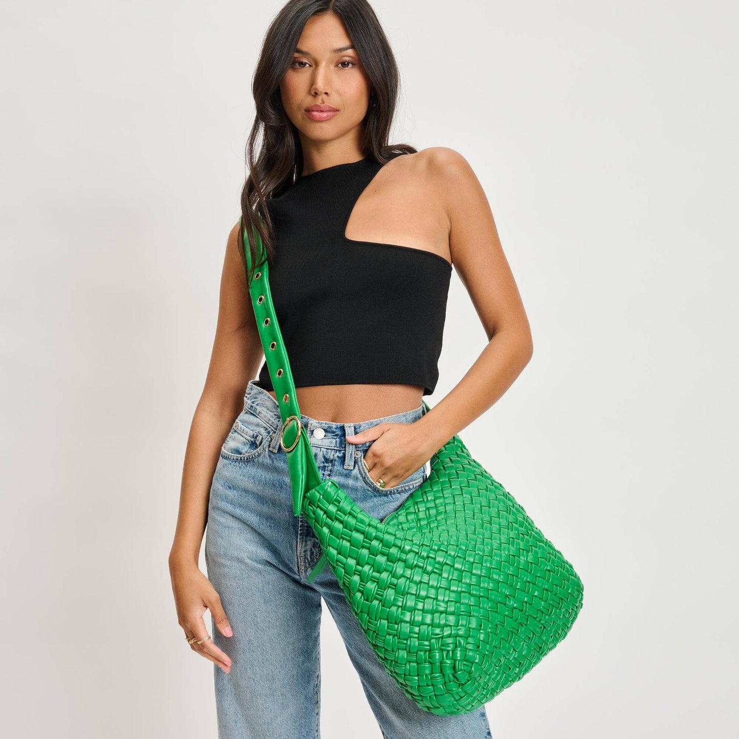 Classica Woven Crossbody: Oatmilk