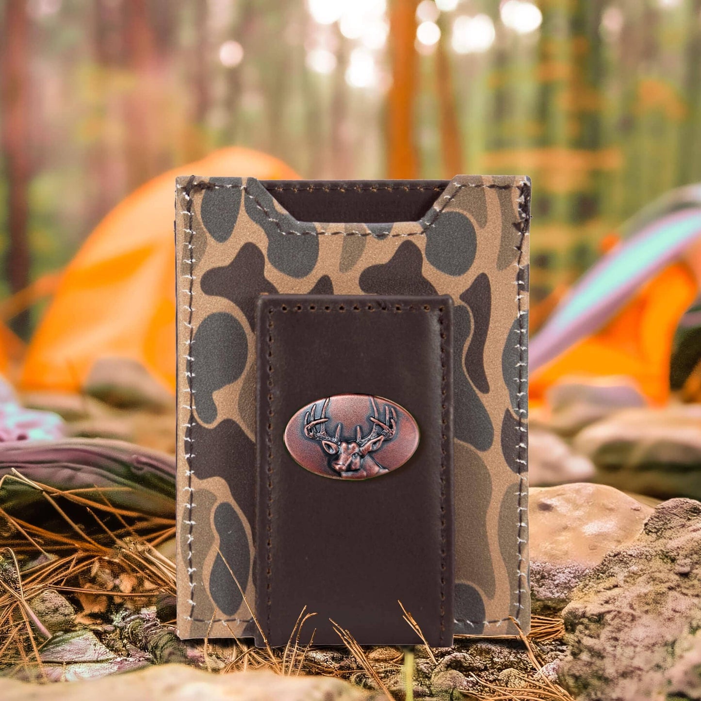 Buck Men's Magnetic Front Pocket Old School Camo Leather Wallet.: Brown/Tan Camo