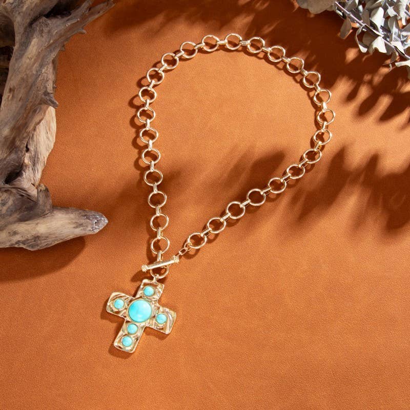 NOTABLE HAMMERED CROSS FRONT TOGGLE NECKLACE GOLD