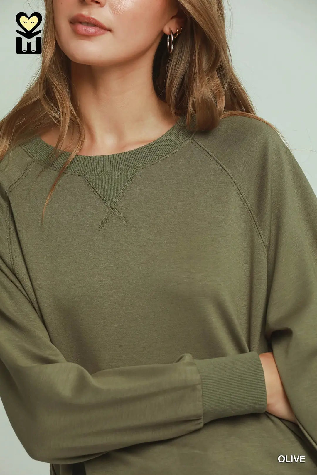 Crochet Trim Raglan Sleeve Top in Olive