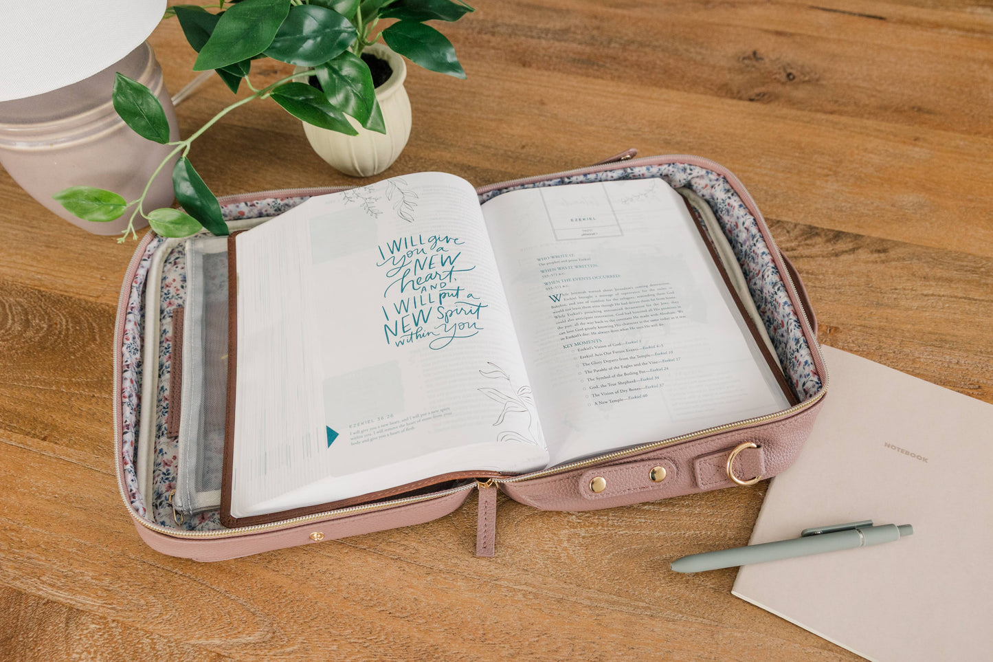 Bible Bag Crossbody in Lavender