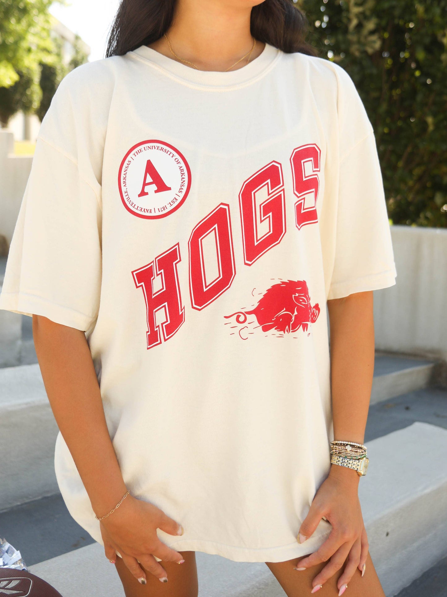 HOGS BADGE TEE