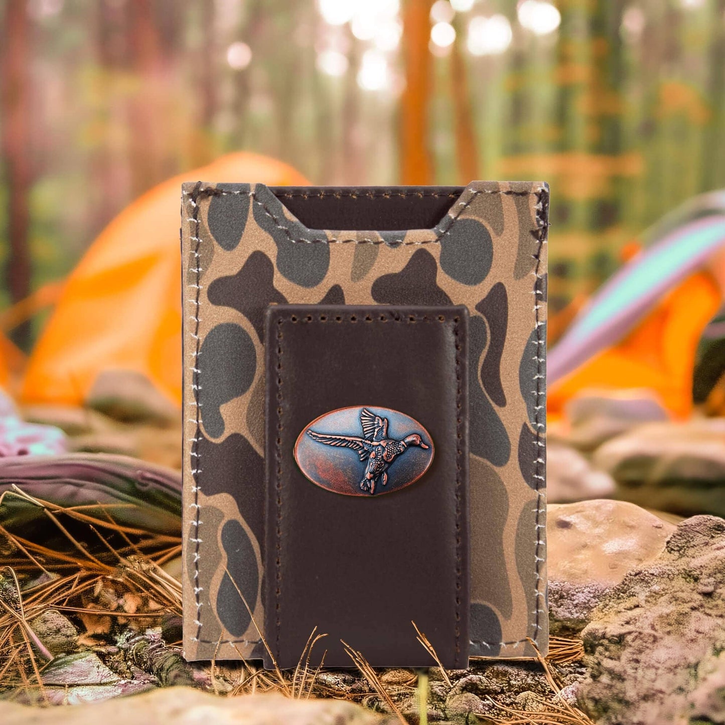 Mallard Men's Magnetic Front Pocket Old School Camo Leather Wallet.: Brown/Tan Camo