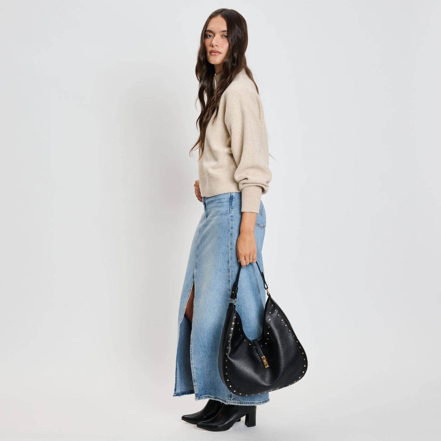 Olivia Hobo: Black