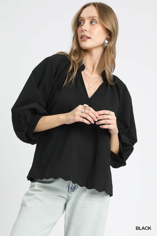 Scalloped Vneck Top in Black