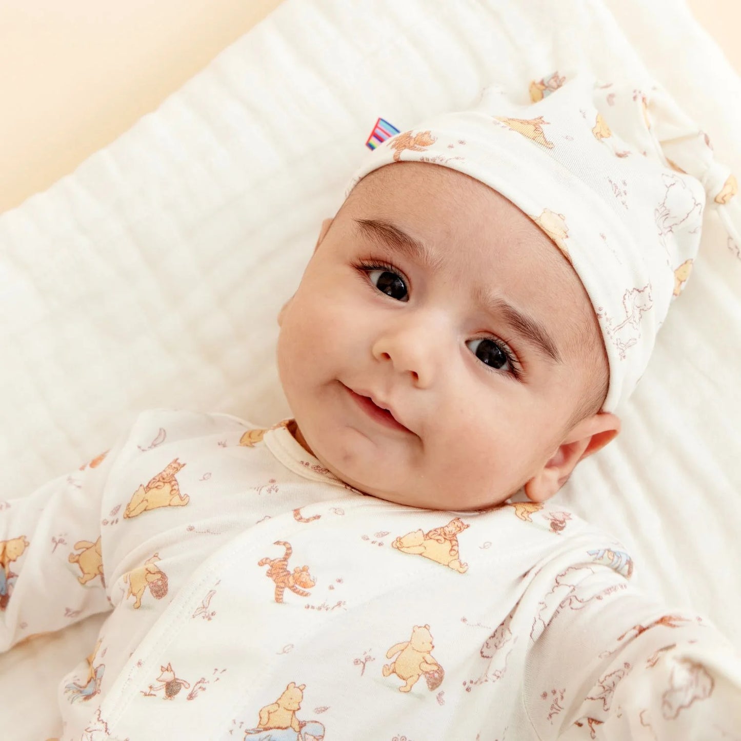 Moments With Friends Magnetic Modal Gown + Hat Set
