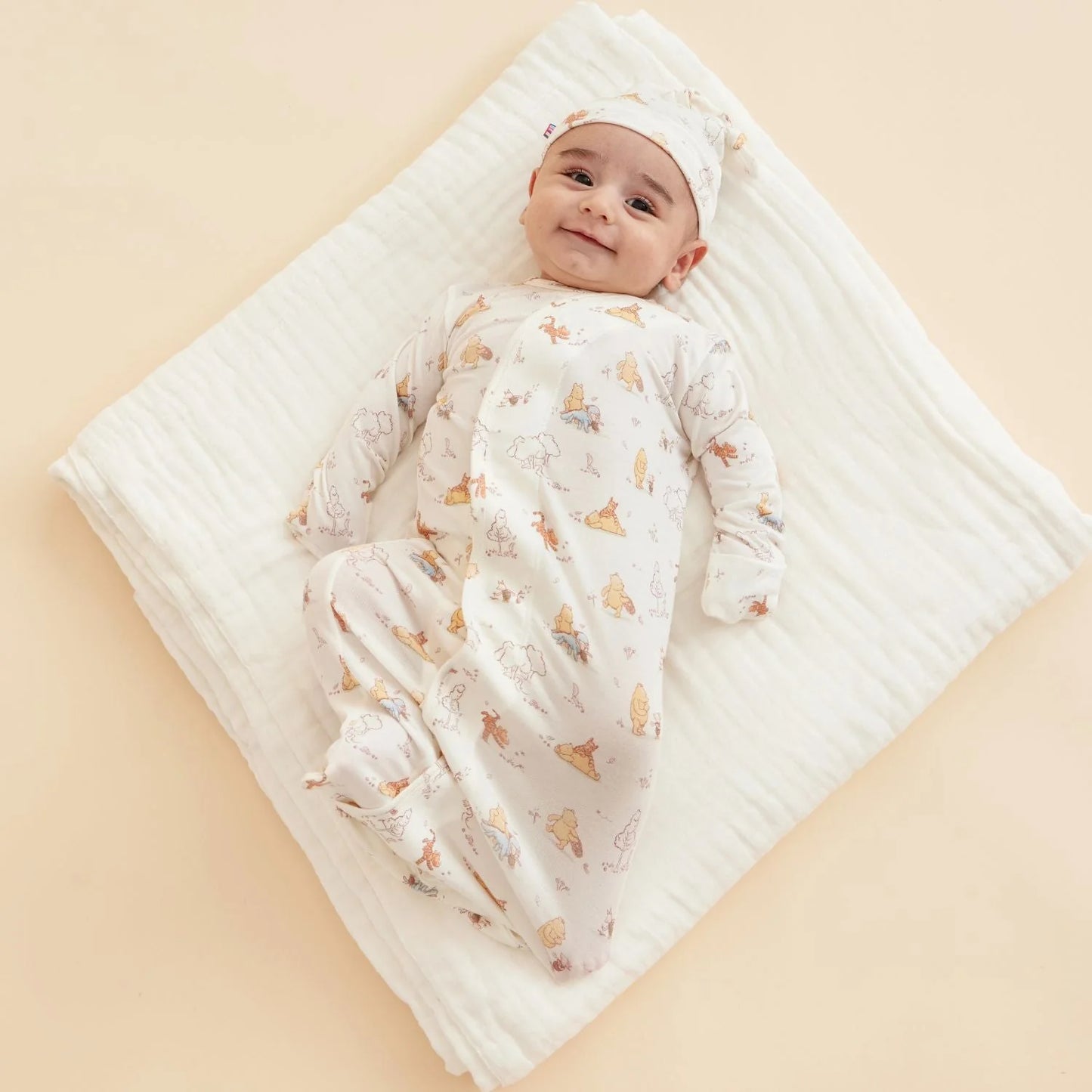 Moments With Friends Magnetic Modal Gown + Hat Set