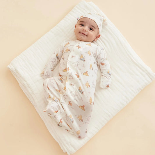 Moments With Friends Magnetic Modal Gown + Hat Set