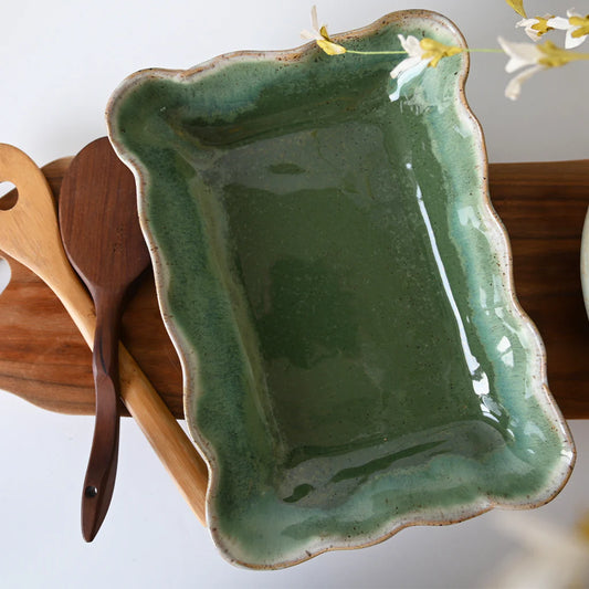 Waved Rectangle Baker in Matcha Leaf