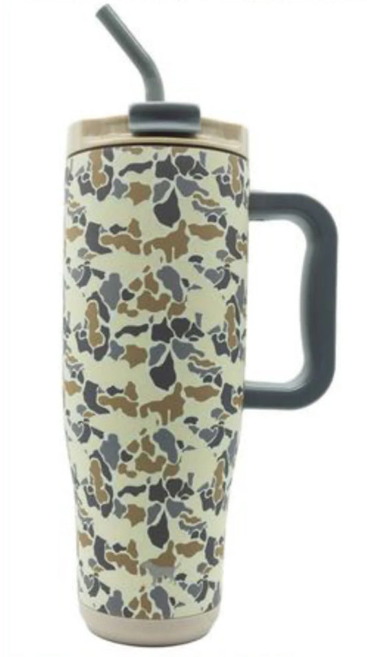 40oz Tumbler Fish Camo
