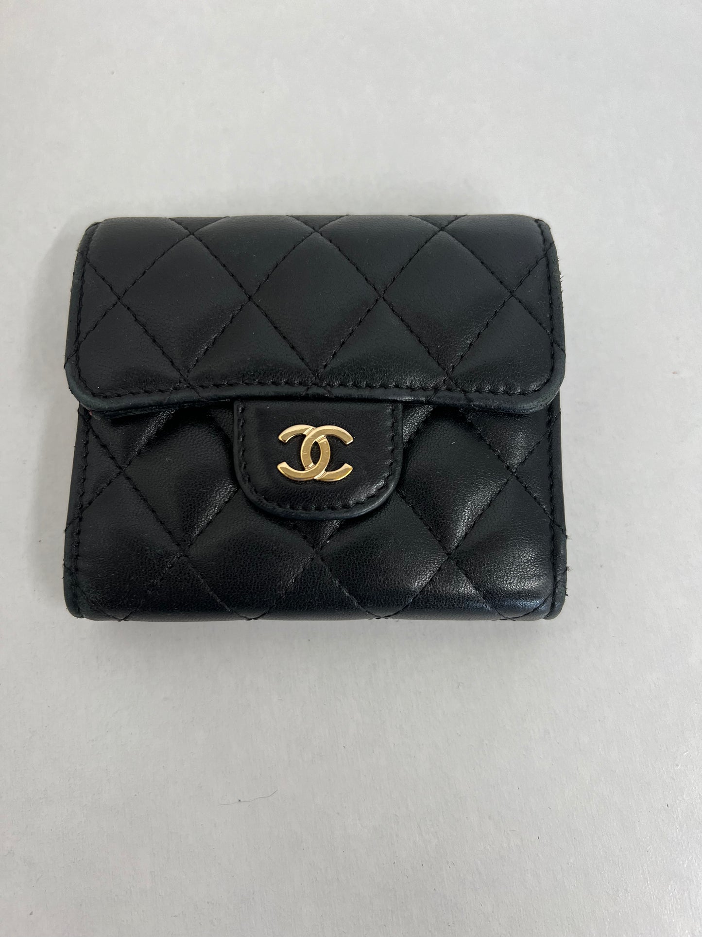 Pre-Loved Chanel Lambskin Compact Wallet
