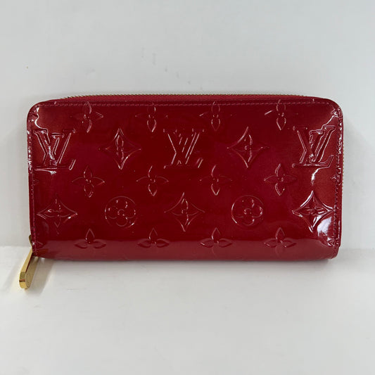 Pre-Loved Louis Vuitton Red Vernis Zippy Wallet