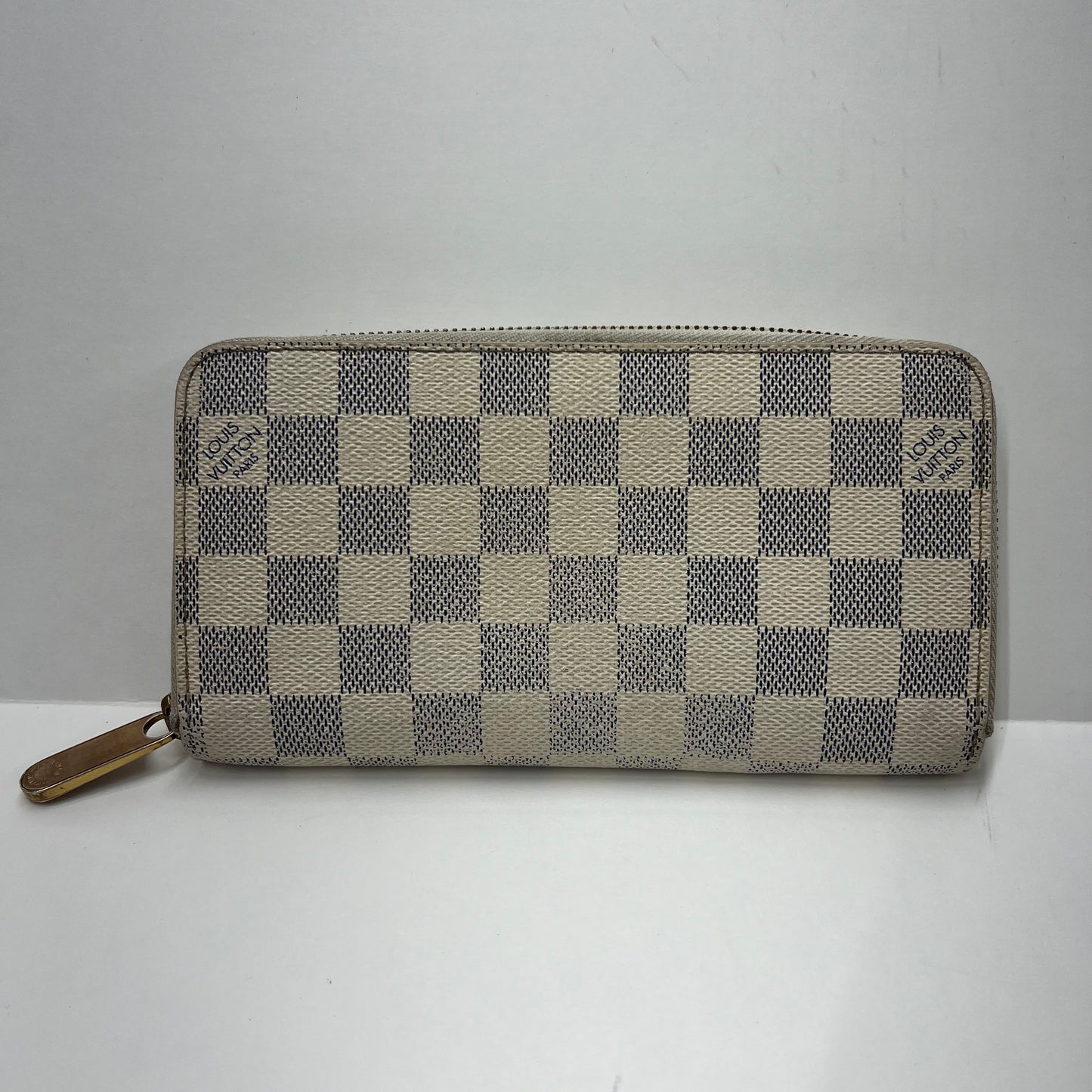 Pre-Loved Louis Vuitton Damier Azur Zippy Wallet