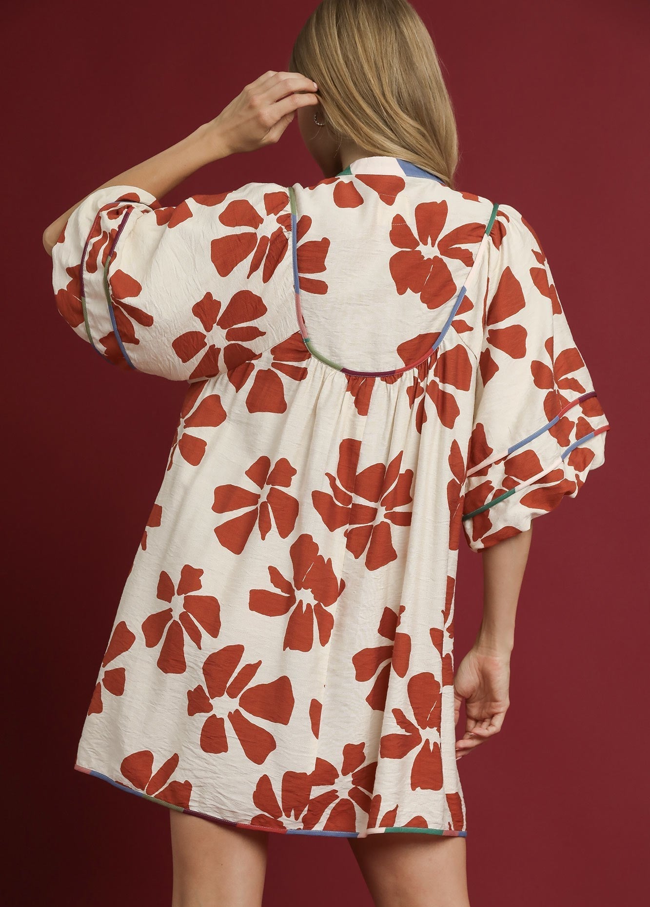 Floral Print Dress with Colored Piping Trim