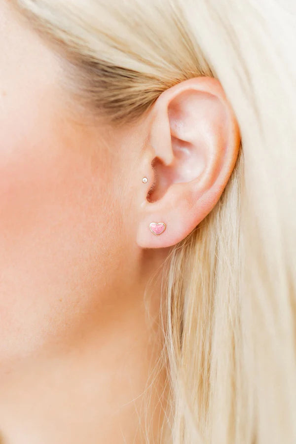 Screwback Stud Earrings in Nora Heart Pink
