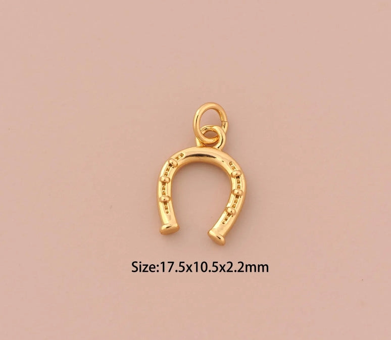 18K Gold Horse Shoe Charm .69"