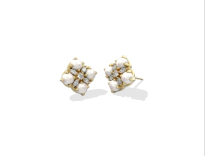 DIRA PEARL STUD EARRINGS