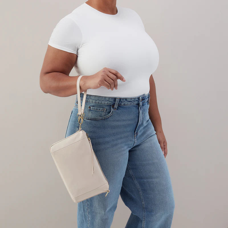 Darcy Carry-All Crossbody in Pale Flax