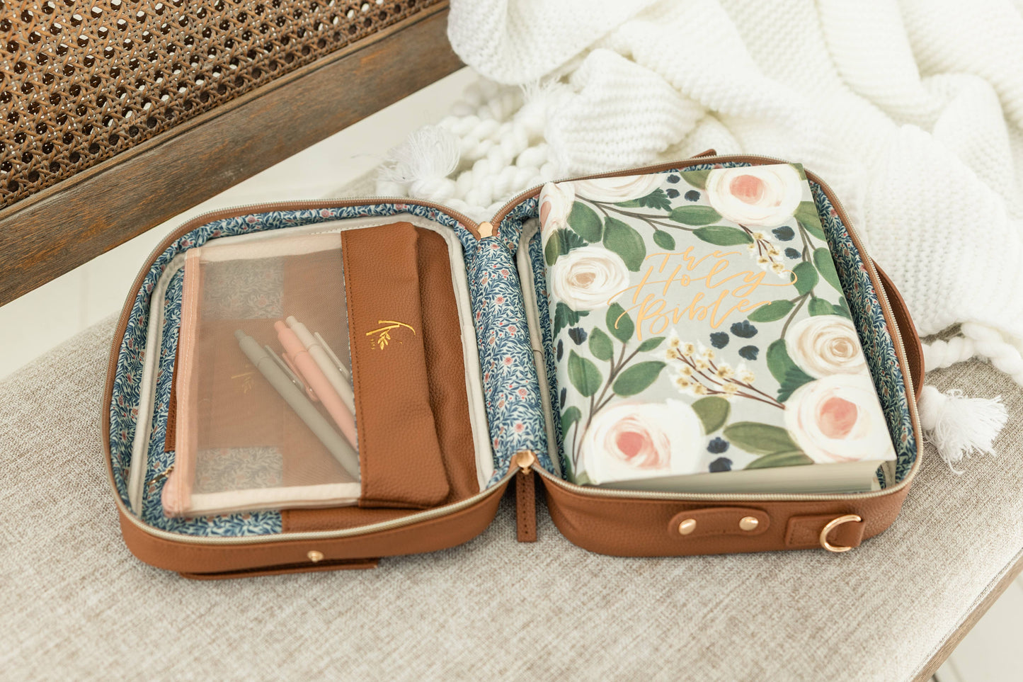 Bible Bag Crossbody in Mocha