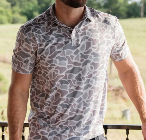 Performance Polo in Classic Deer Camo
