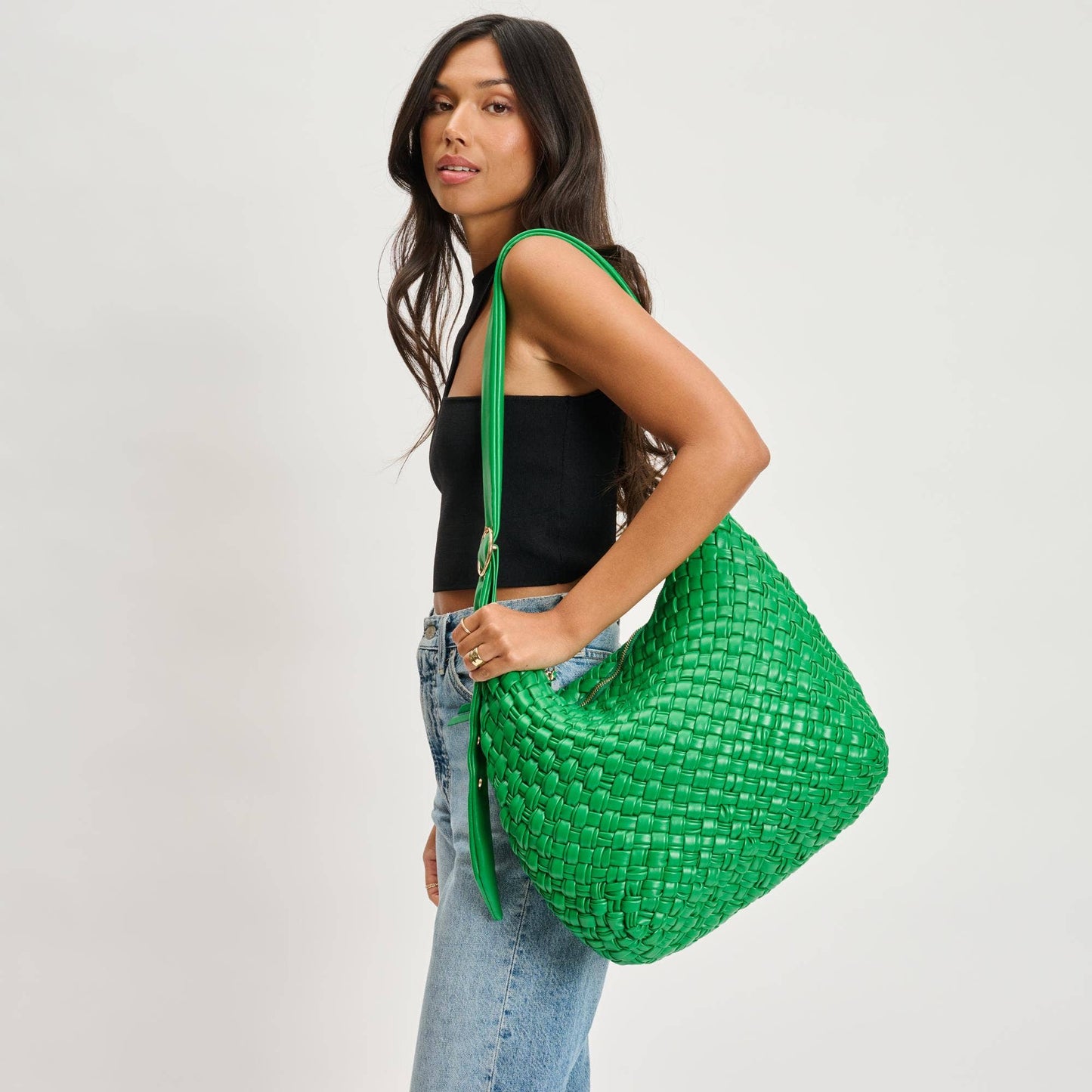 Classica Woven Crossbody: Oatmilk