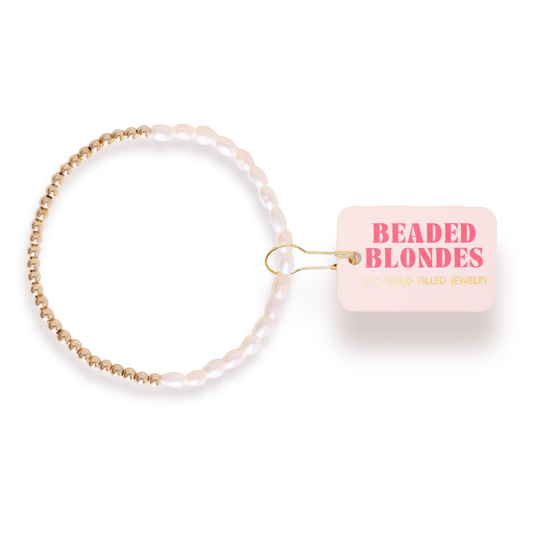 Hannah Pearl Bracelet in Gold: Standard 6.75 Inch