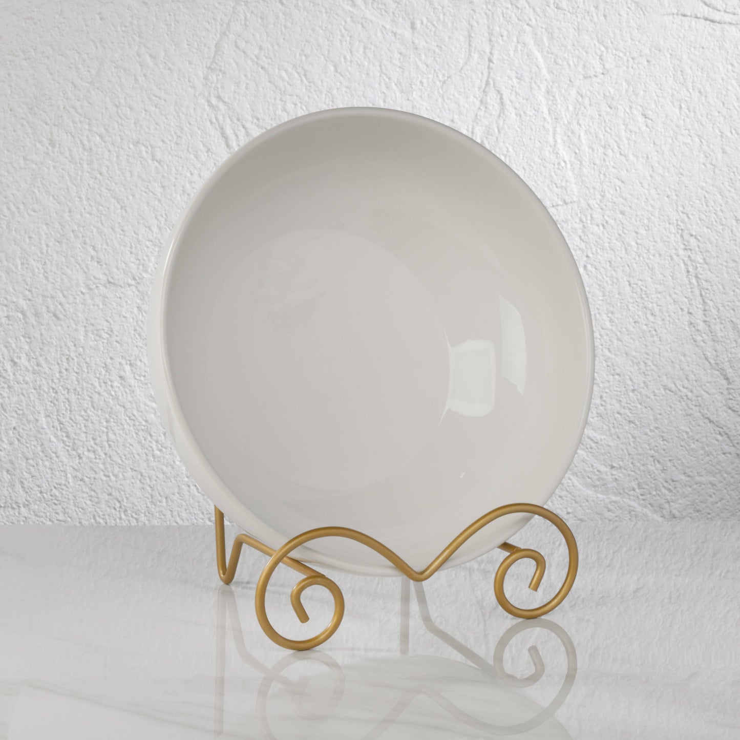 Large Stratford Metal Bowl Easels: Gold