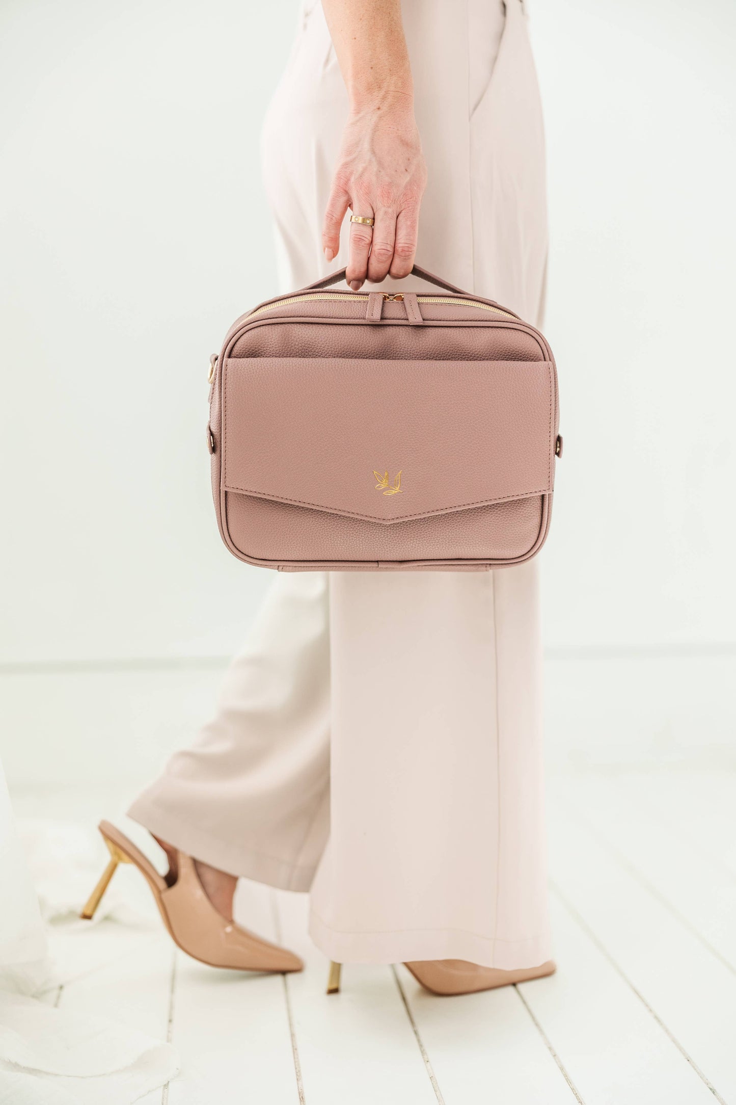 Bible Bag Crossbody in Lavender