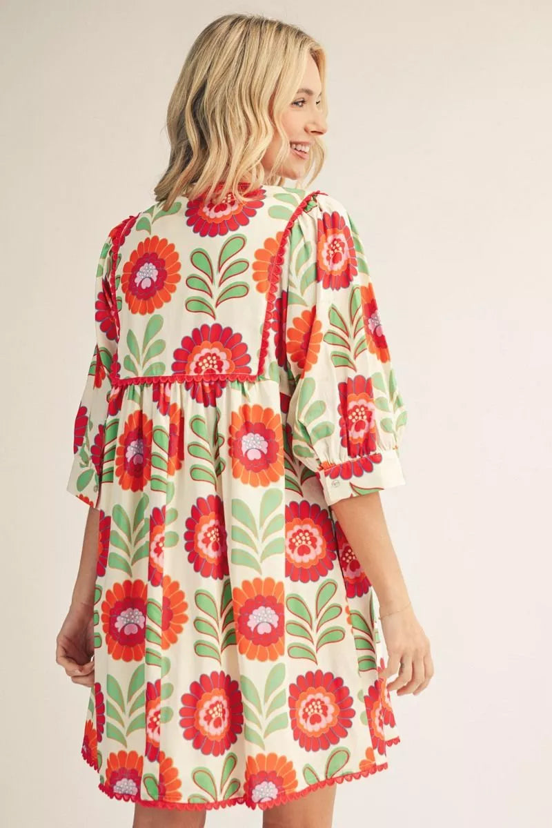 Floral Peasant Dress with Scallop Trim Detail