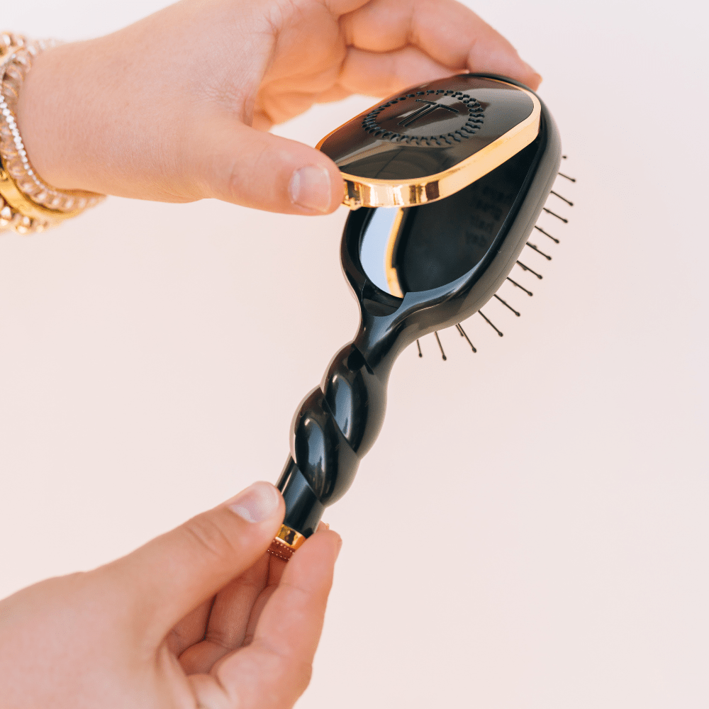 Mini Detangler Brush | Medium | Jet Black