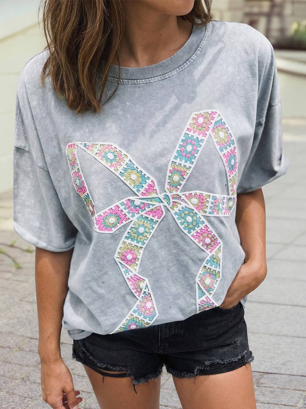 Floral Crochet Ribbon Bow Patched Mineral Wash T Shirt
