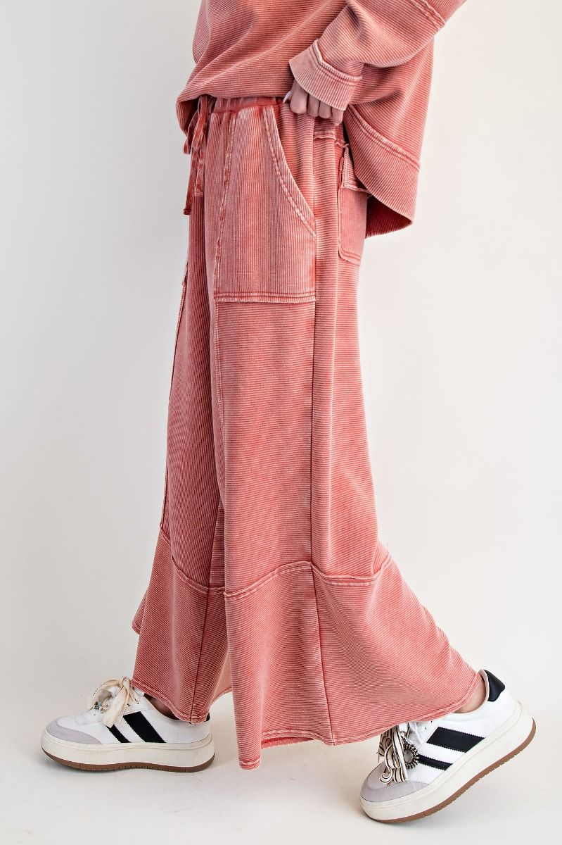TEXTURED MINEREAL WASHED BELLBOTTOM PANTS Boho Red