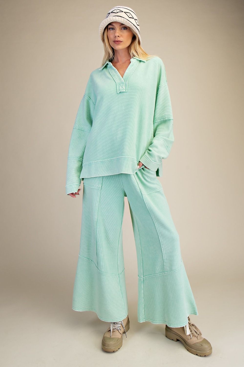 Textured Mineral Wash Bellbottom Pant Mint